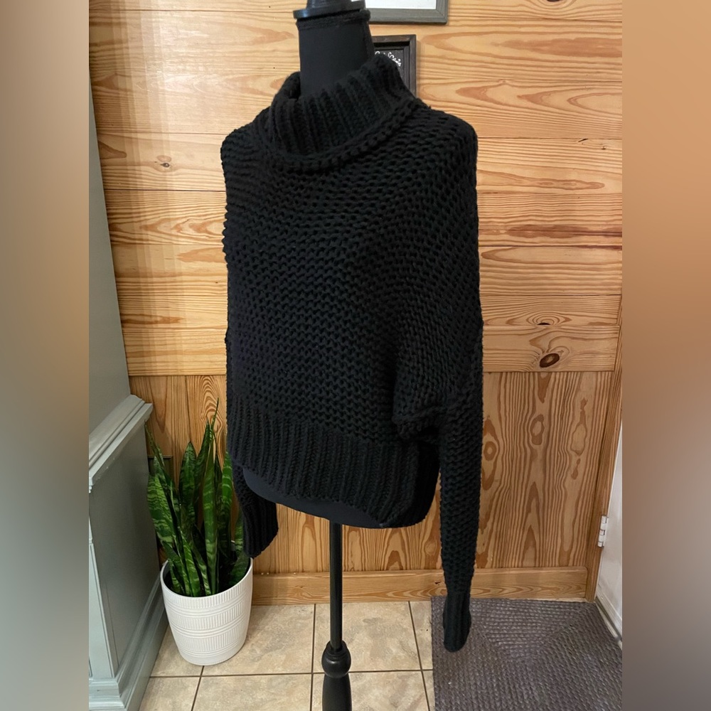 Free people sweater never worn